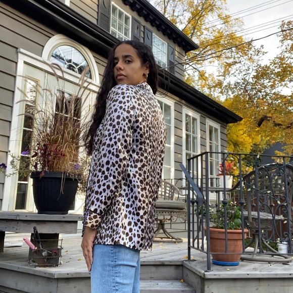 Club Monaco - Silk Pyjama Style Shirt - Picture 3 of 6